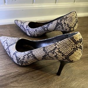 NWOT! Merona Snakeskin Heels
